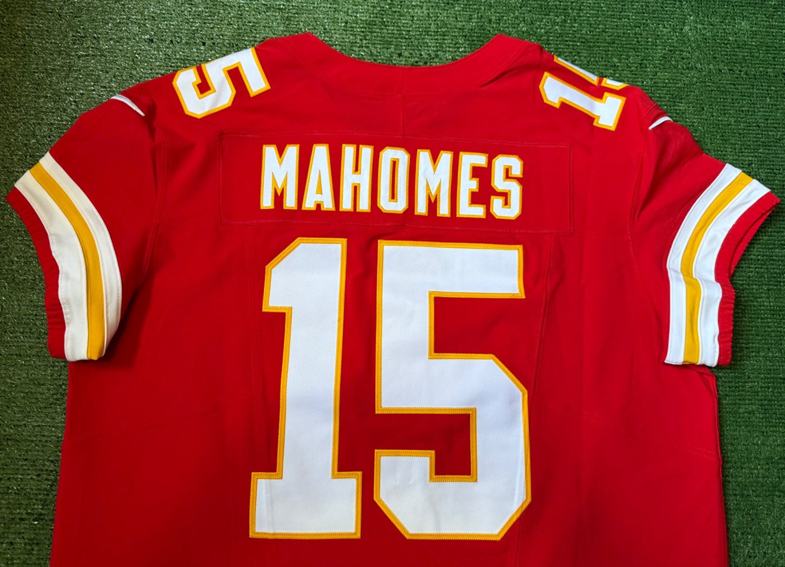 Patrick Mahomes Kansas City Chiefs Jersey #15 Nike Vapor FUSE Elite Red Size 52 (XXL) NFL