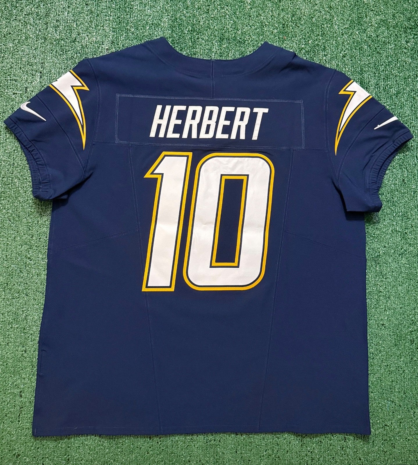 Justin Herbert Los Angeles Chargers Jersey #10 Nike Vapor Fuse Elite Navy Size 48 (XL) NFL