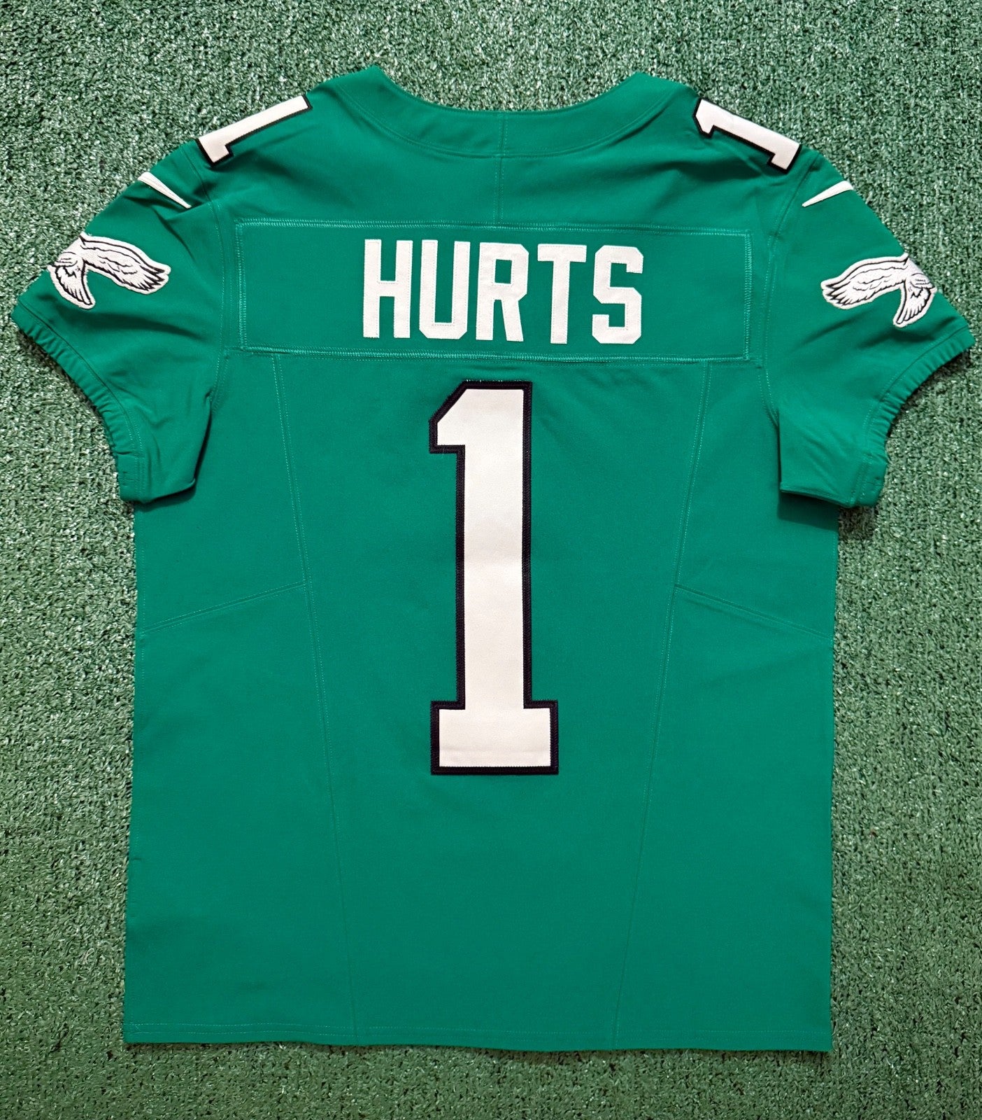 Jalen Hurts Philadelphia Eagles Jersey #1 Nike Vapor FUSE Elite Kelly Green size 40 (Medium) NFL