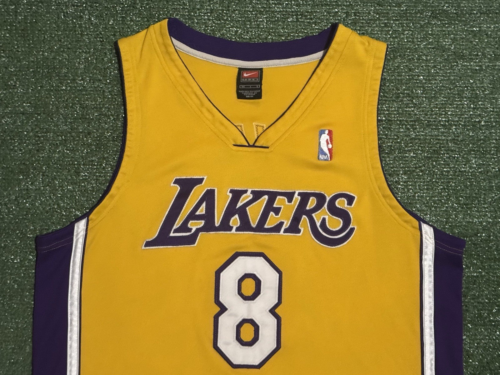 Kobe Bryant Los Angeles Lakers Jersey #8 Nike Authentic Gold Size 44 (L) NBA