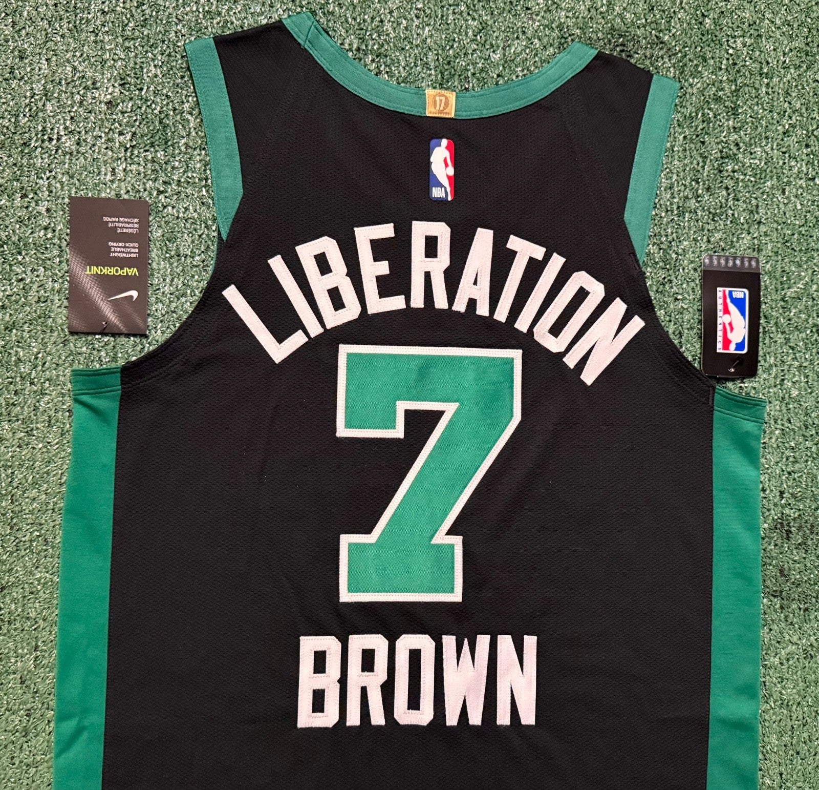 Jaylen Brown Boston Celtics Jersey #7 Nike Vaporknit Authentic Black Size 44 (Medium) NBA