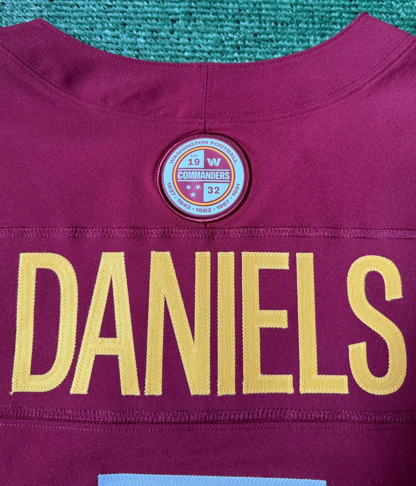 Jayden Daniels Washington Commanders Jersey #5 Nike Vapor Fuse Elite red size 40 (medium) NFL