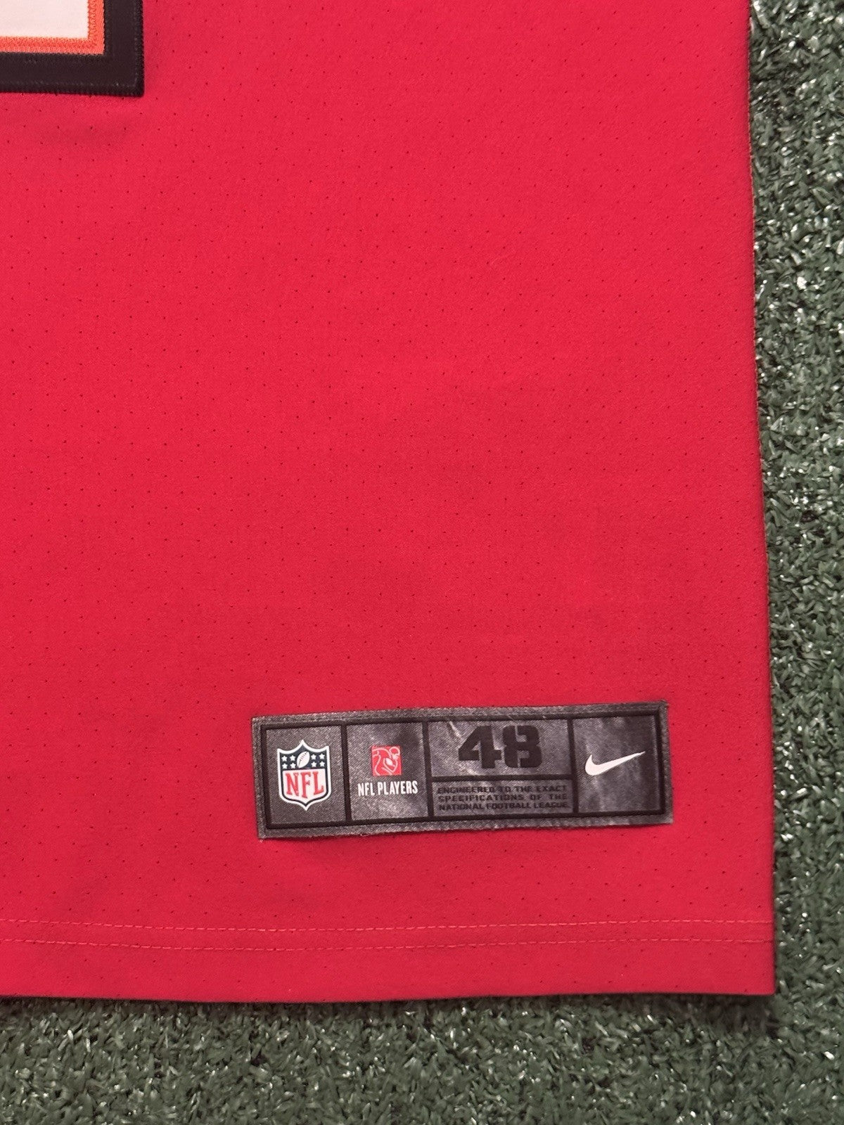 Tom Brady Tampa Bay Buccaneers Jersey #12 Nike Vapor Elite Red size 48 (XL) NFL