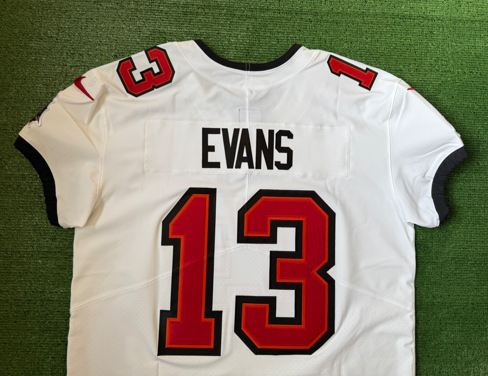 Mike Evans Tampa Bay Buccaneers Jersey #13 Nike Vapor Elite White Size 48 (XL) NFL