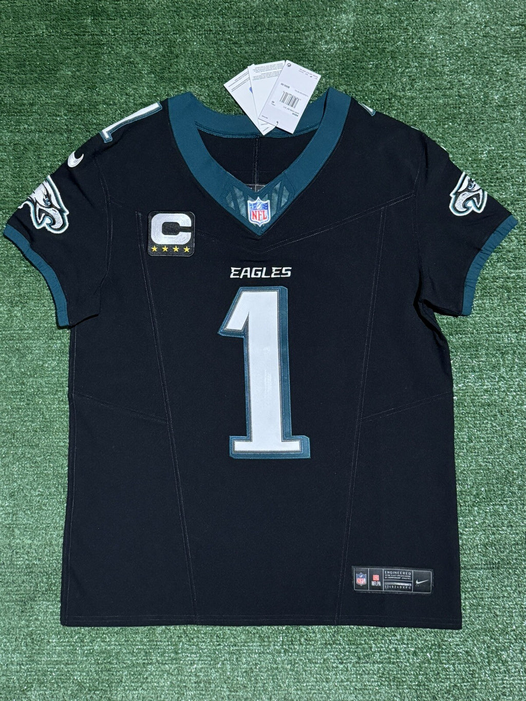 Jalen Hurts Philadelphia Eagles Jersey #1 Nike Vapor FUSE Elite Black size 40 (Medium) NFL