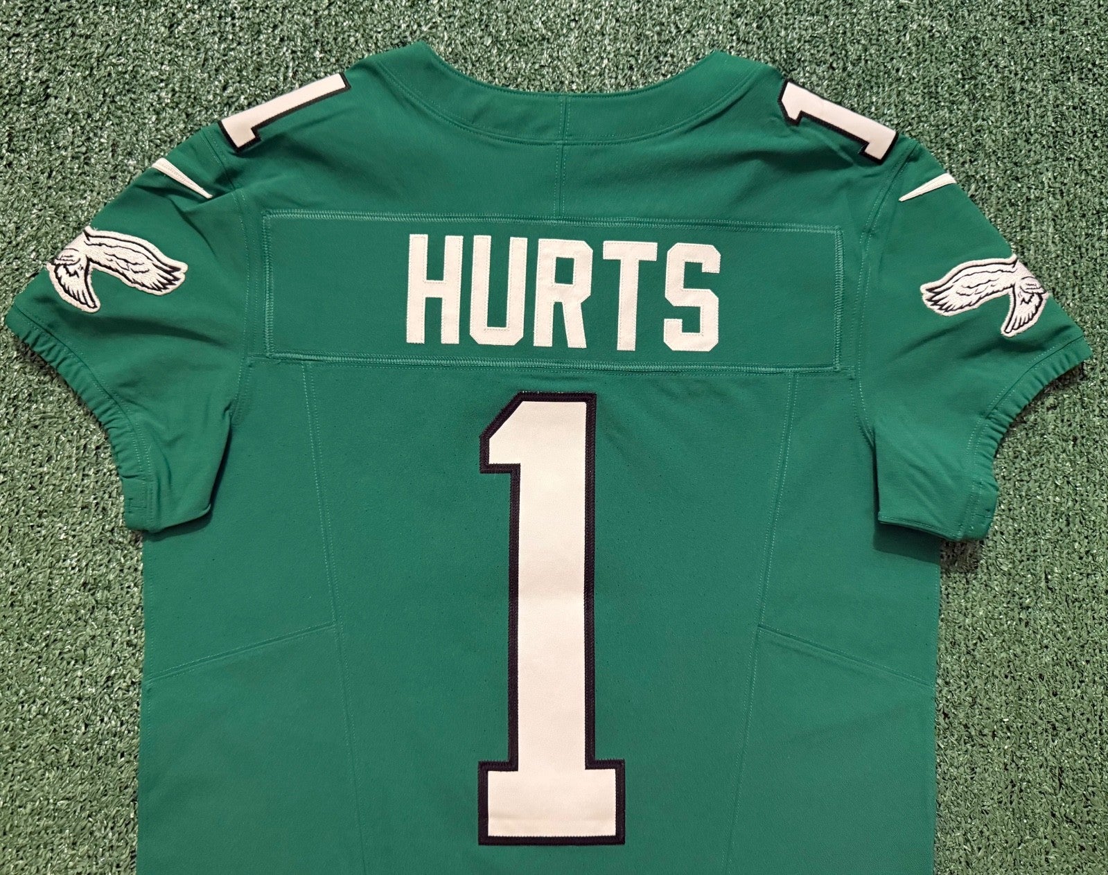 Jalen Hurts Philadelphia Eagles Jersey #1 Nike Vapor FUSE Elite Kelly Green size 40 (Medium) NFL