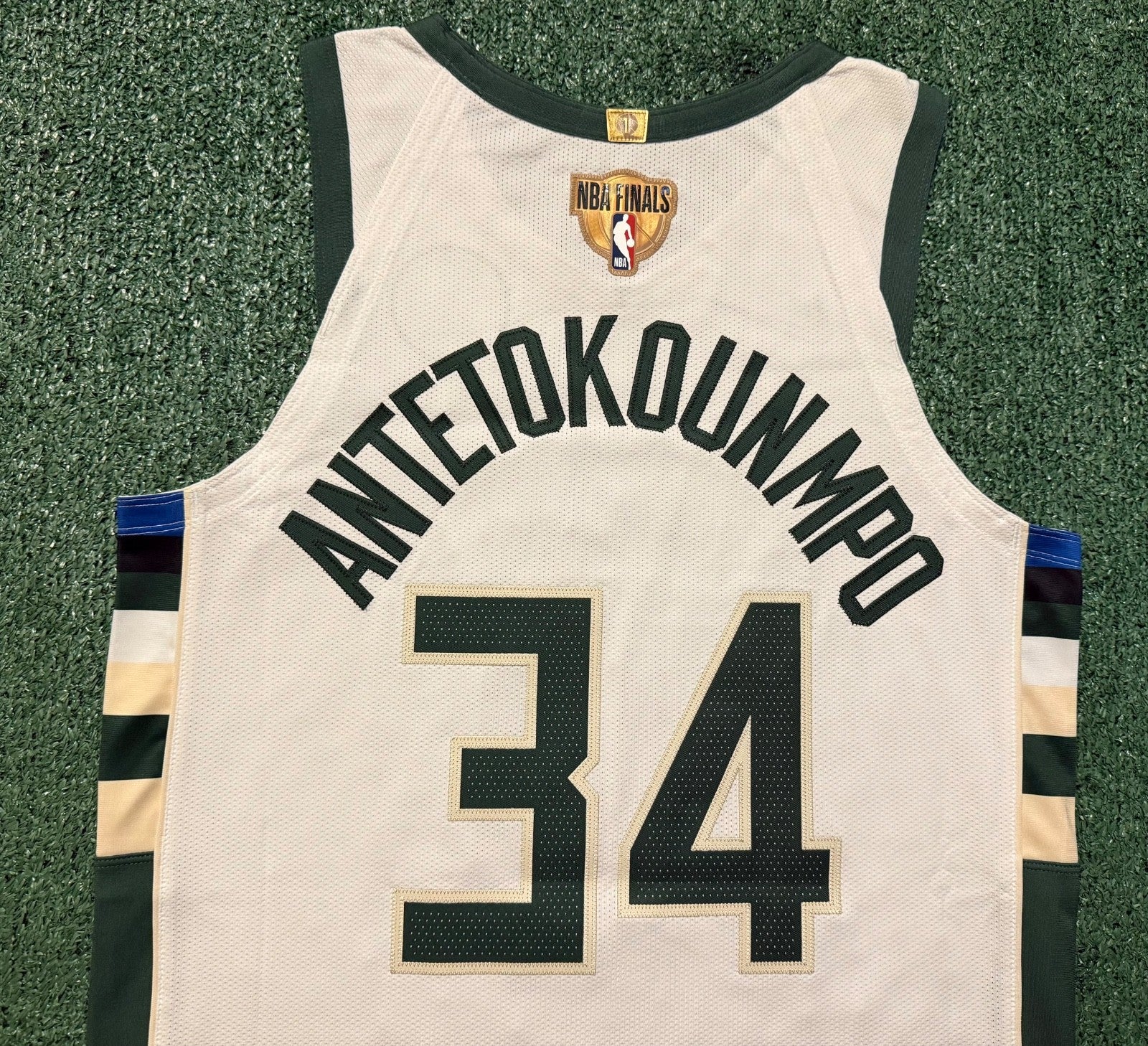 Giannis Antetokounmpo Milwaukee Bucks Jersey #34 Nike Vaporknit Authentic White Size 44 (Medium) NBA