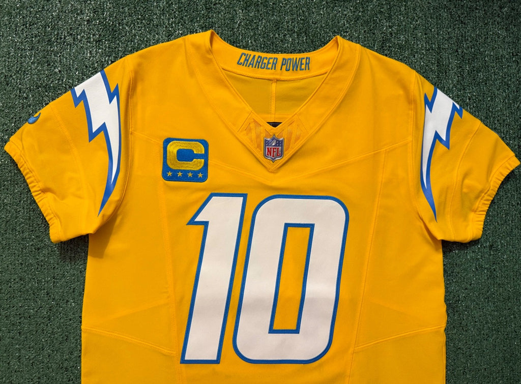 Justin Herbert Los Angeles Chargers Jersey #10 Nike Vapor Fuse Elite Gold Size 40 (M) NFL