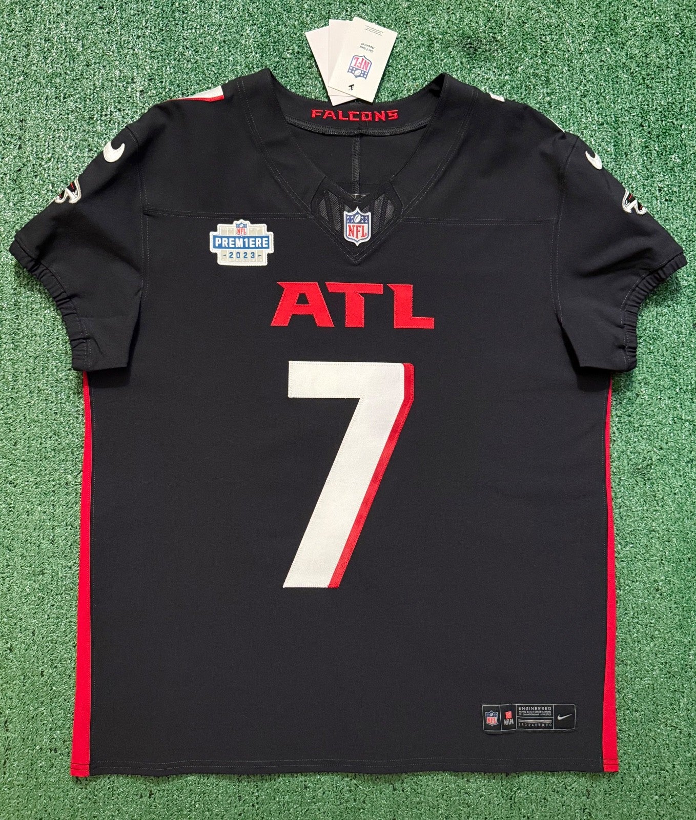 Bijan Robinson Atlanta Falcons Jersey #7 Nike Vapor FUSE Elite Black Size 44 (Large) NFL