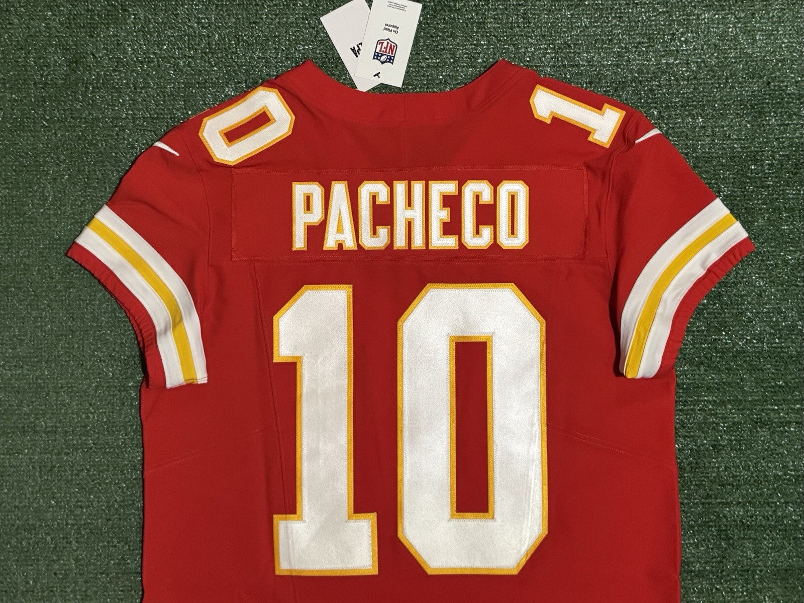 Isiah Pacheco Kansas City Chiefs Jersey #10 Nike Vapor Fuse Elite Red Size 44 (L) NFL