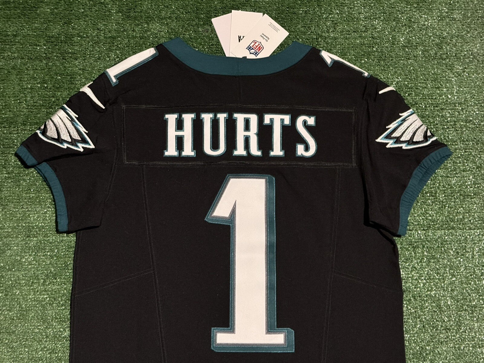 Jalen Hurts Philadelphia Eagles Jersey #1 Nike Vapor FUSE Elite Black size 40 (Medium) NFL