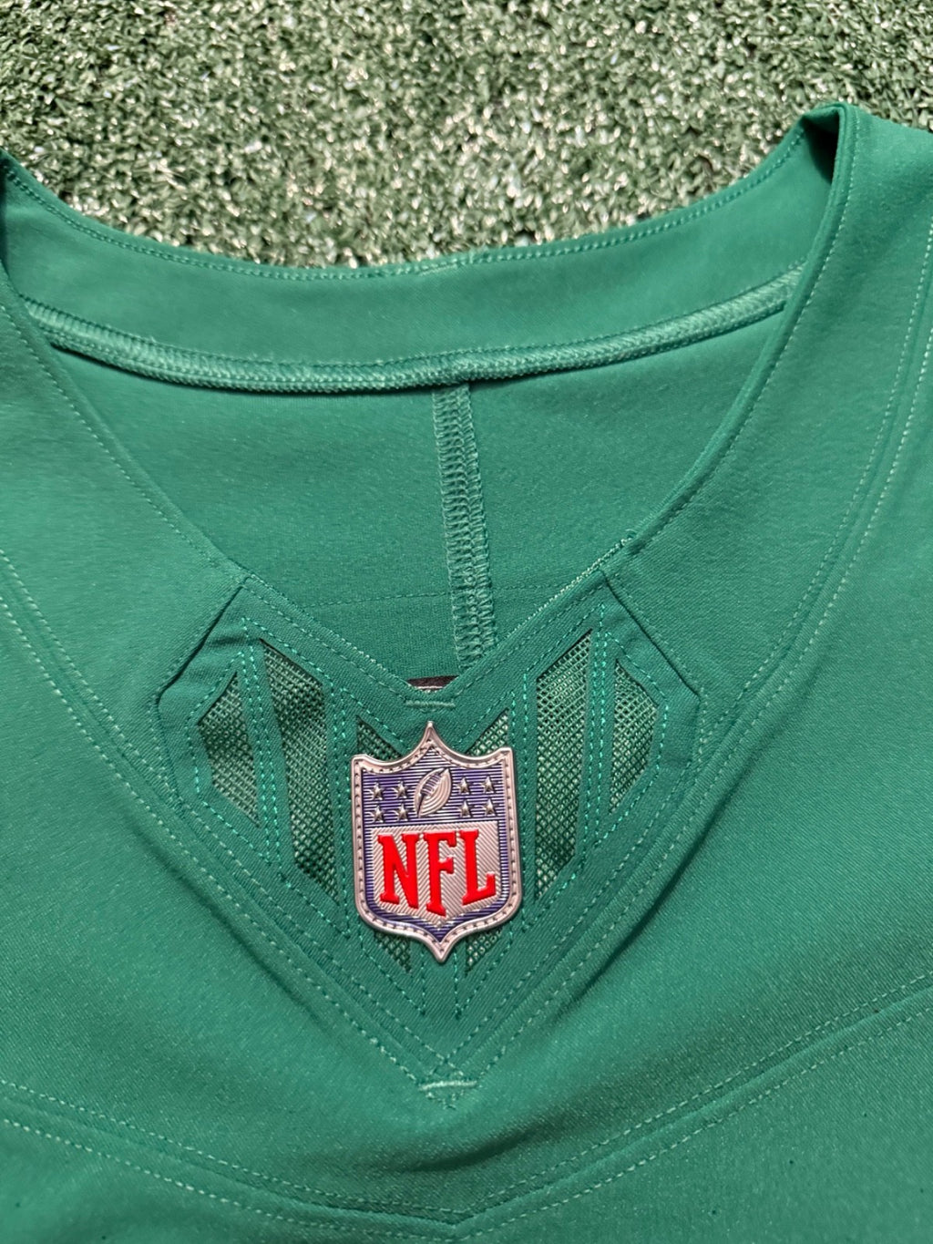 Jalen Hurts Philadelphia Eagles Jersey #1 Nike Vapor FUSE Elite Kelly Green size 44 (Large) NFL