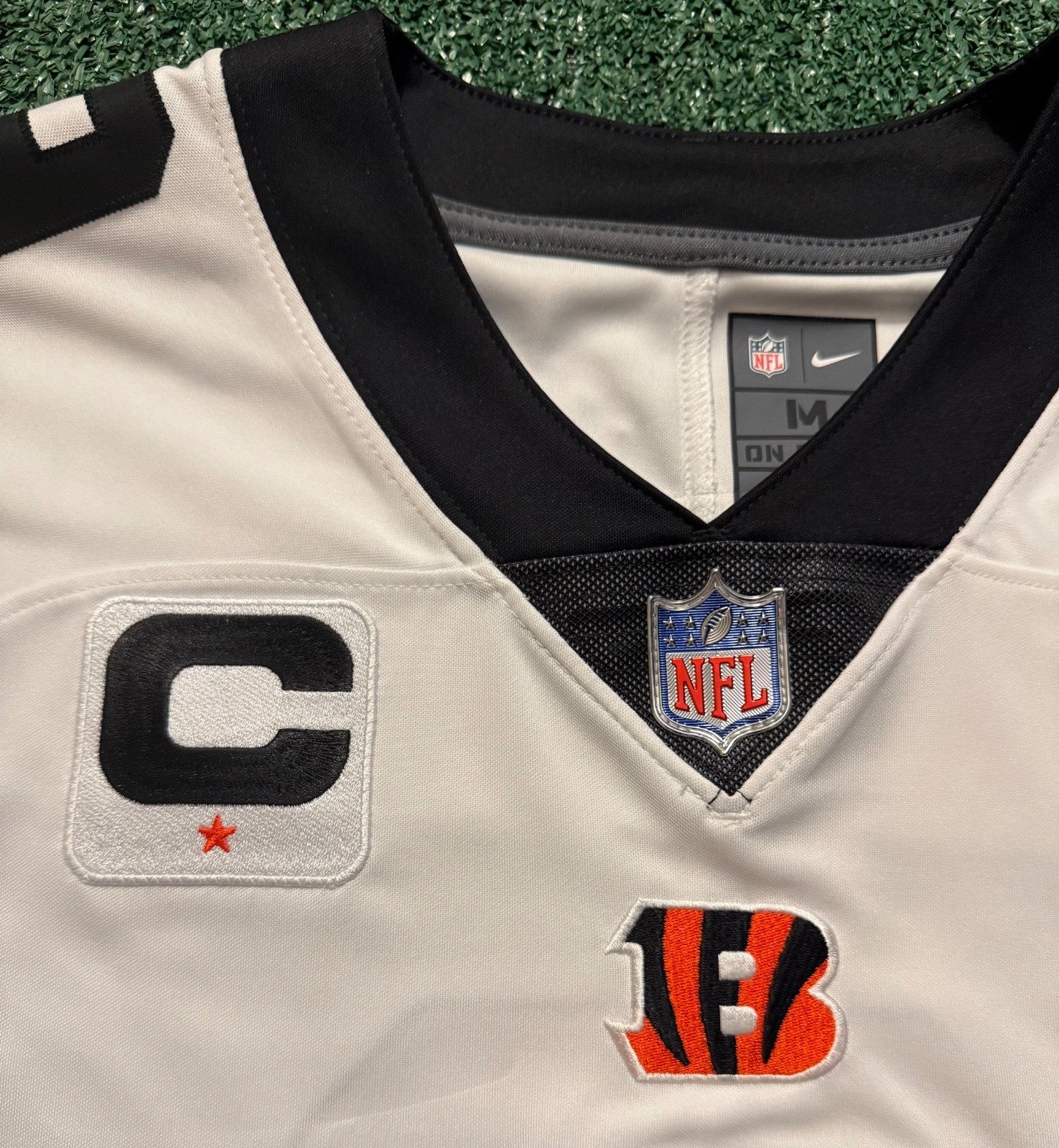 Joe Burrow Cincinnati Bengals Jersey #9 Nike Vapor Limited White Size Medium NFL