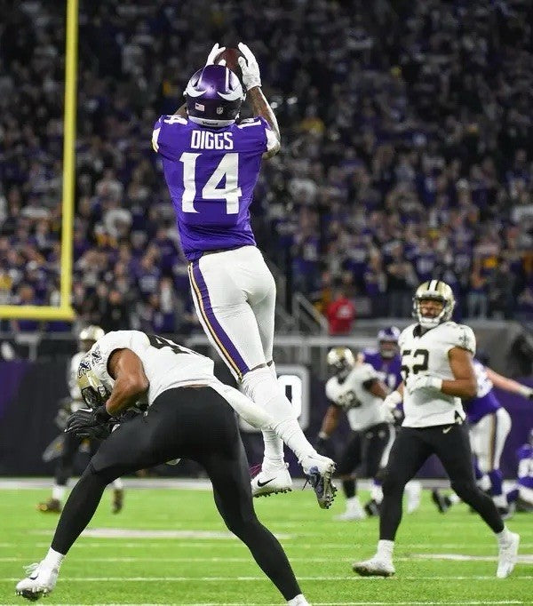 Stefon Diggs Minnesota Vikings Jersey #14 Nike Vapor Elite Purple Size 44 (Large) NFL