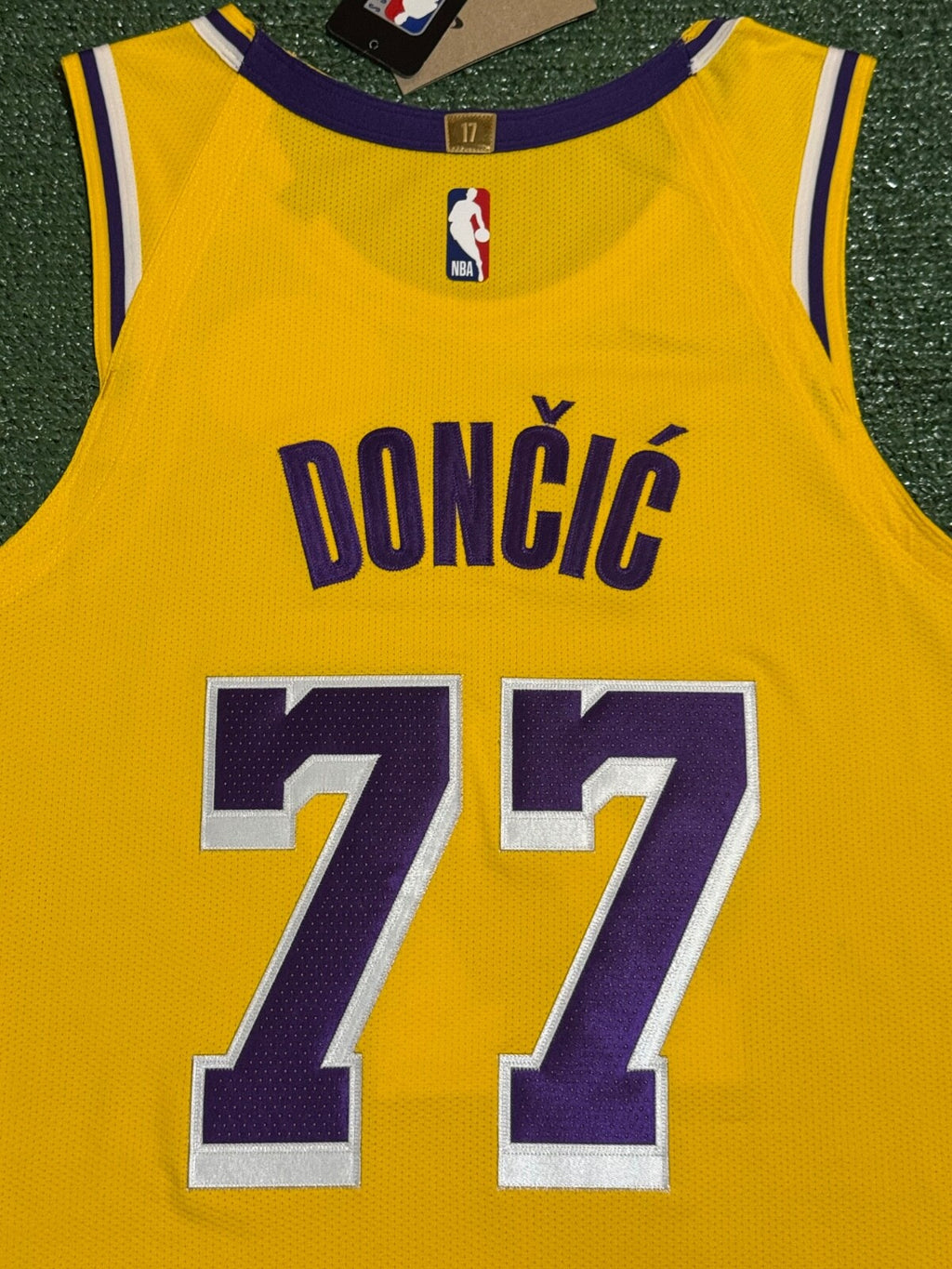 Luka Doncic Los Angeles Lakers Jersey #77 Nike ADV Authentic Gold Size 44 (M) NBA