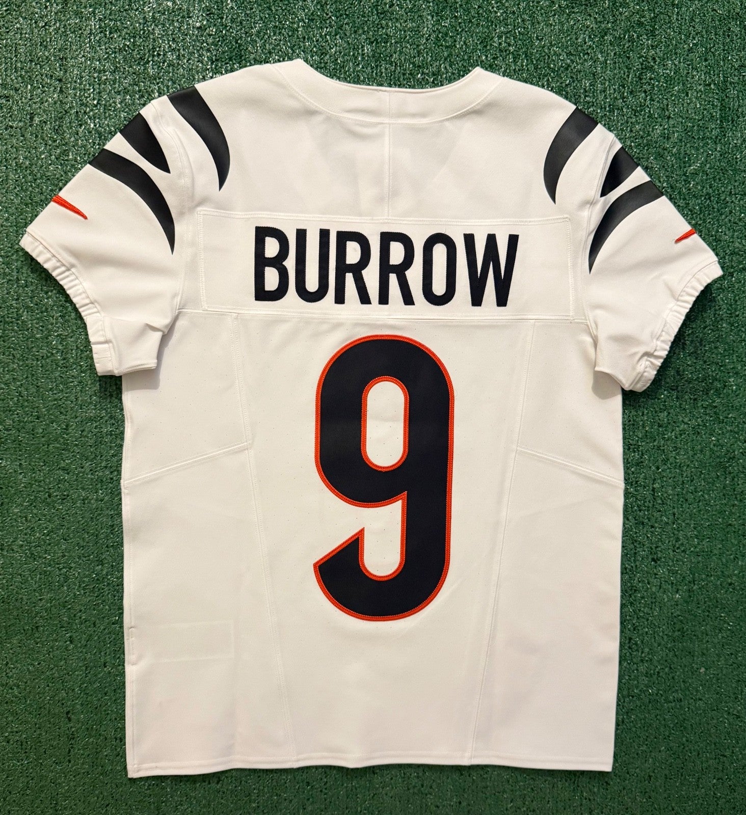 Joe Burrow Cincinnati Bengals Jersey #9 Nike Vapor FUSE Elite White Size 40 (M) NFL