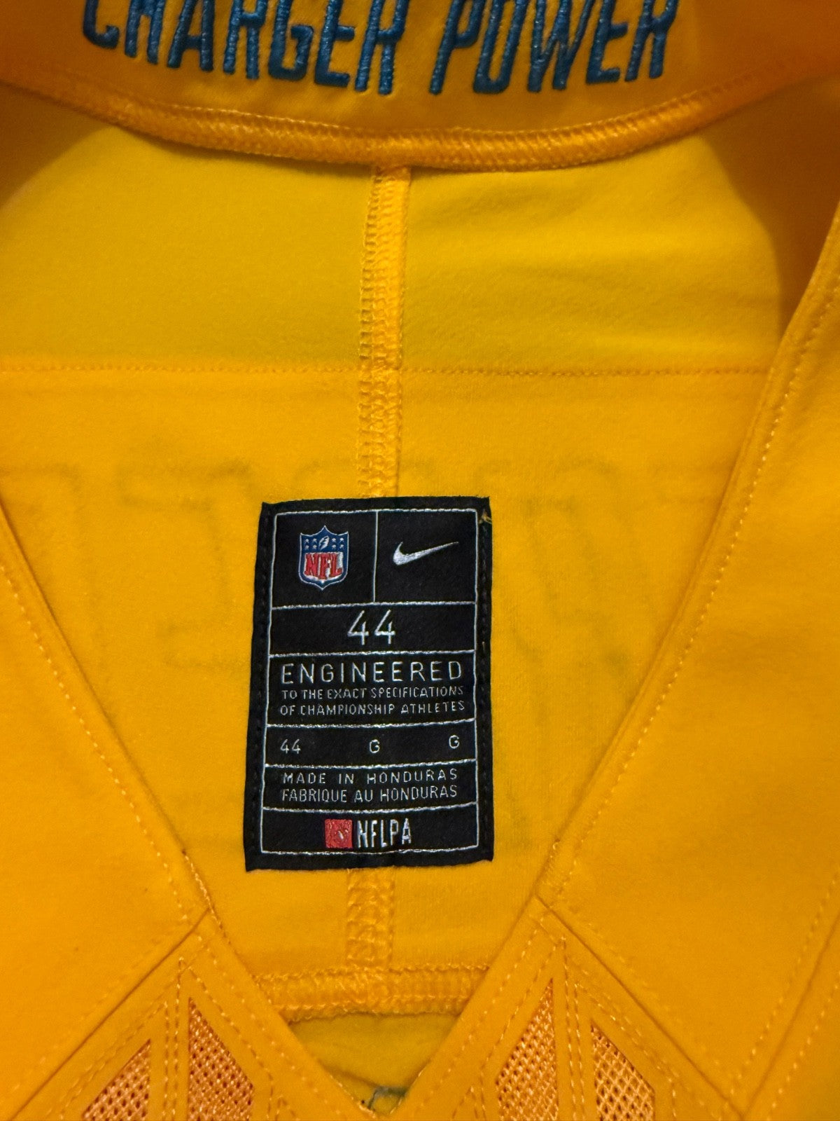 Justin Herbert Los Angeles Chargers Jersey #10 Nike Vapor Fuse Elite Gold Size 44 (L) NFL