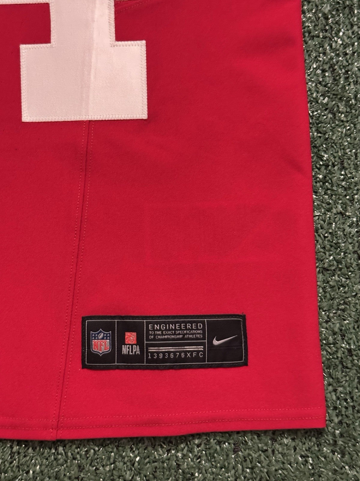 Fred Warner San Francisco 49ers
Jersey #54 Nike Vapor FUSE Elite red Size 40 (Medium) NFL