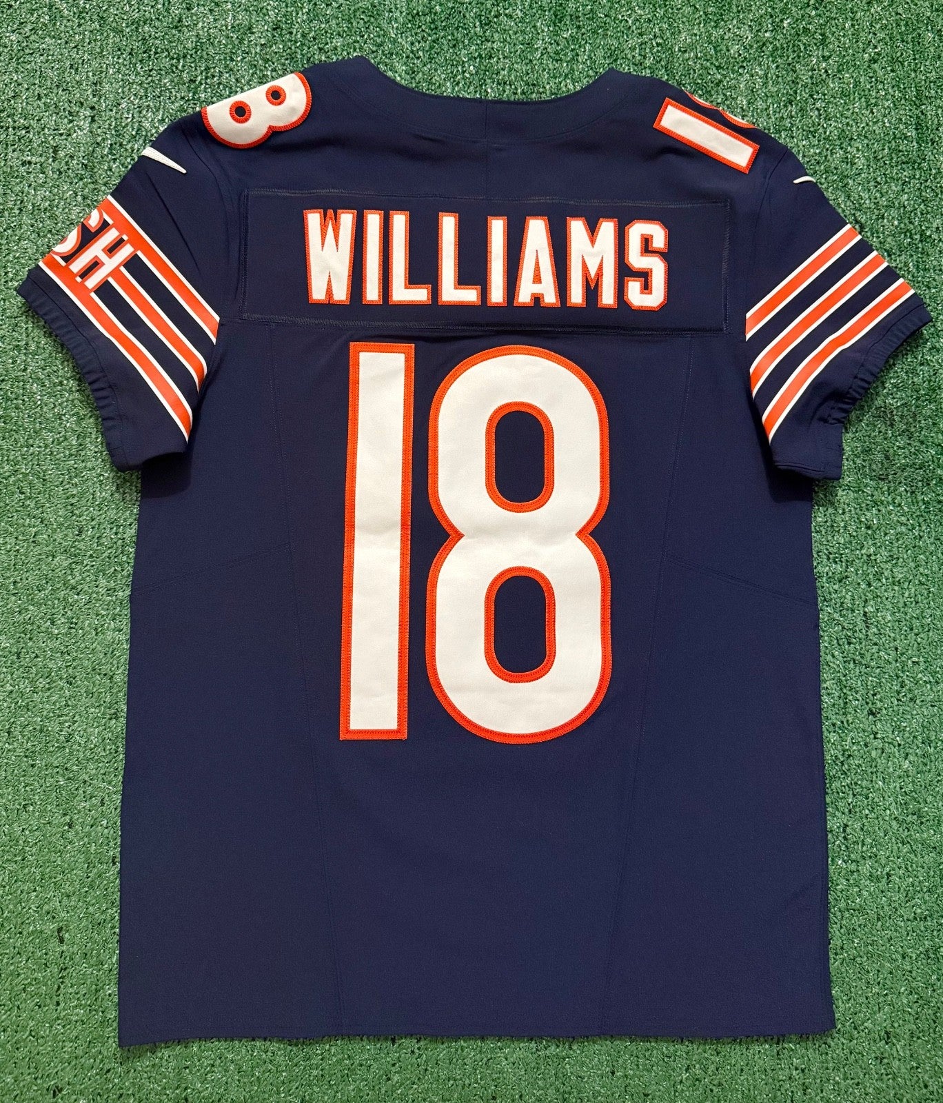 Caleb Williams Chicago Bears Jersey #18 Nike Vapor FUSE Elite Navy Size 40 (Medium) NFL