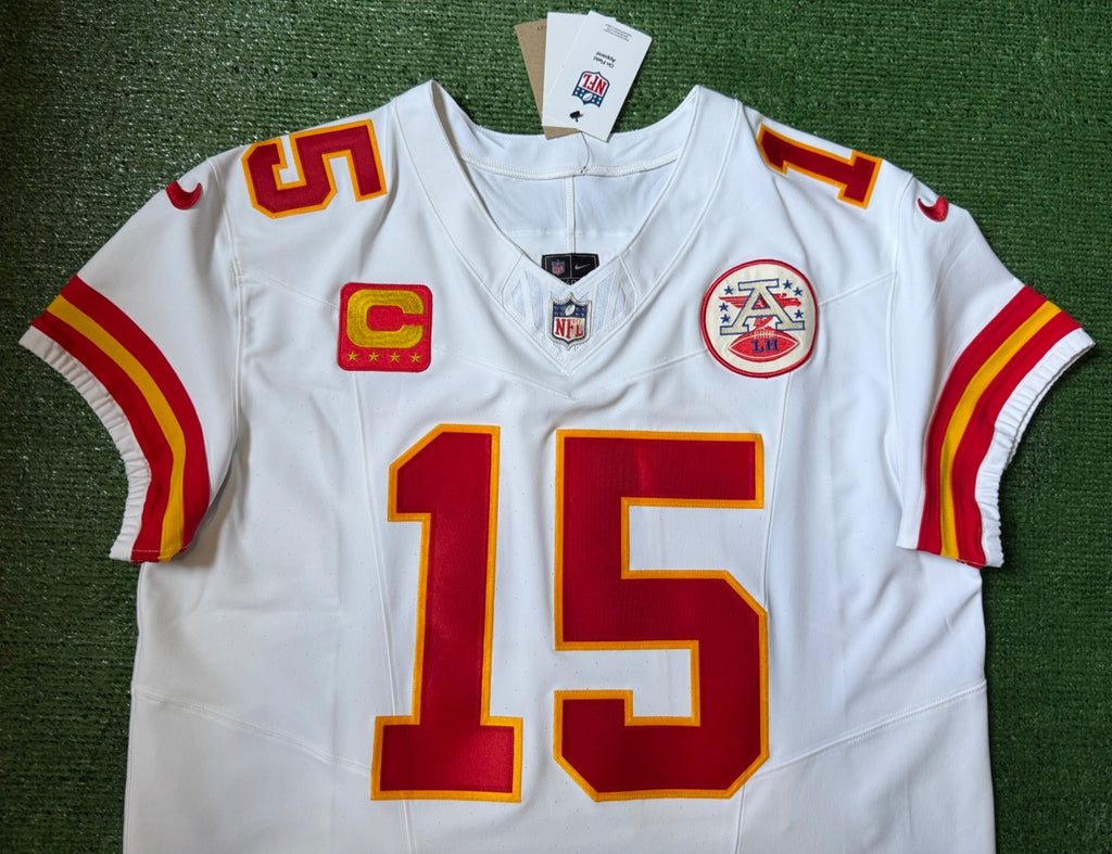 Patrick Mahomes Kansas City Chiefs Jersey #15 Nike Vapor FUSE Elite White Size 48 (XL) NFL