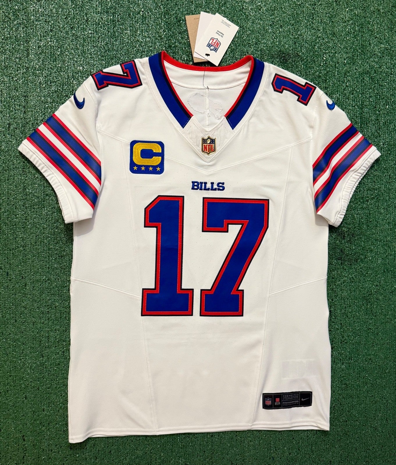 Josh Allen Buffalo Bills Jersey #17 Nike Vapor Fuse Elite White Size 40 (M) NFL