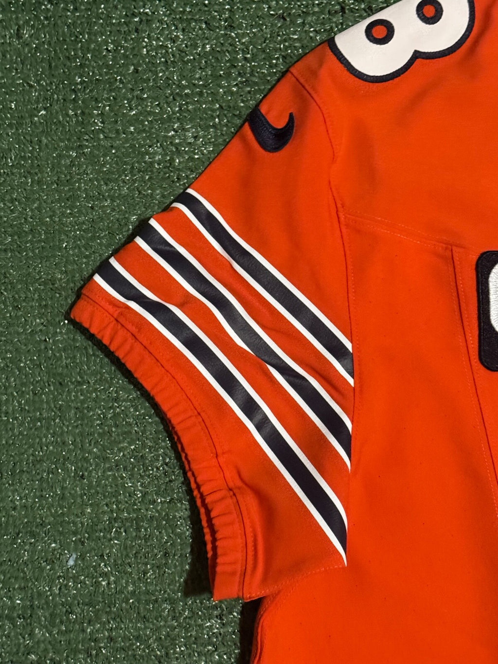 Caleb Williams Chicago Bears Jersey #18 Nike Vapor FUSE Elite Orange Size 44 (Large) NFL