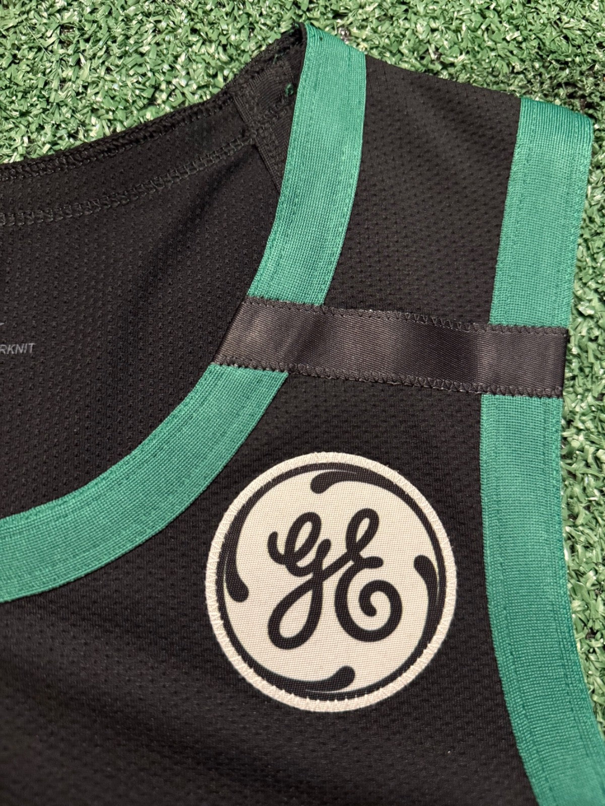 Jaylen Brown Boston Celtics Jersey #7 Nike Vaporknit Authentic Black Size 44 (Medium) NBA