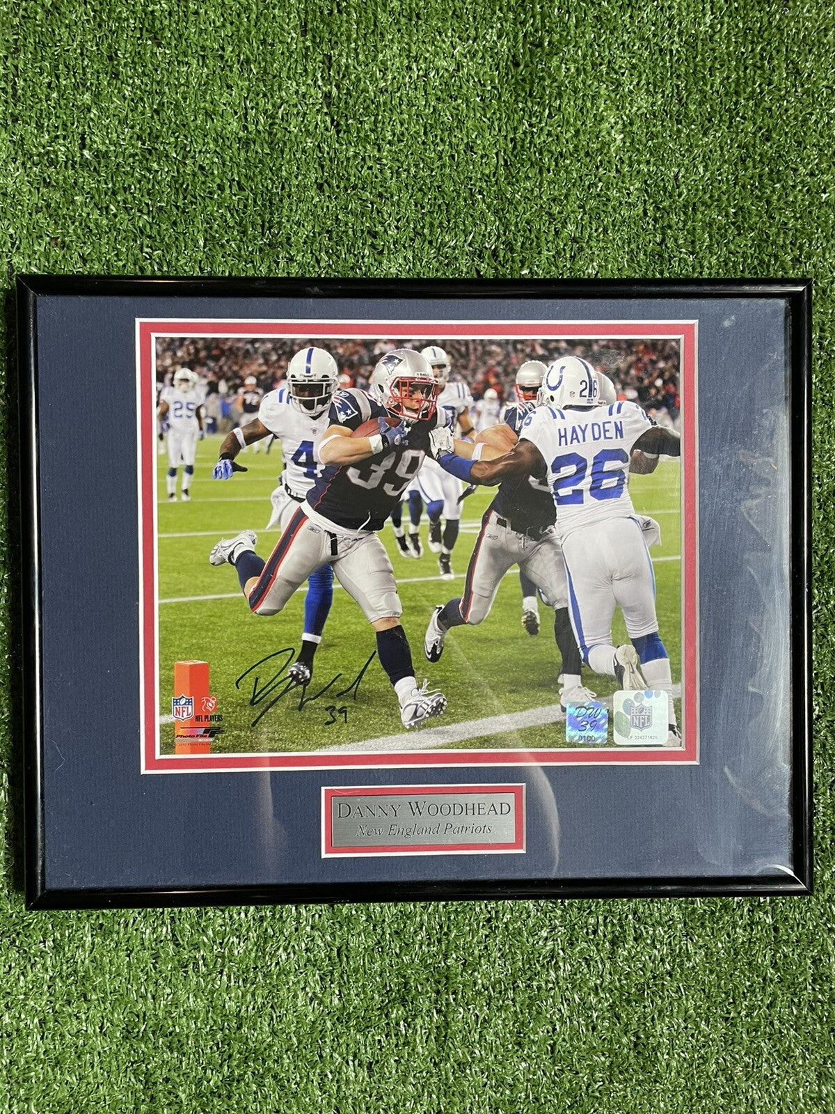 Danny Woodhead New England Patriots Autographed Framed Picture 11x14 (COA)