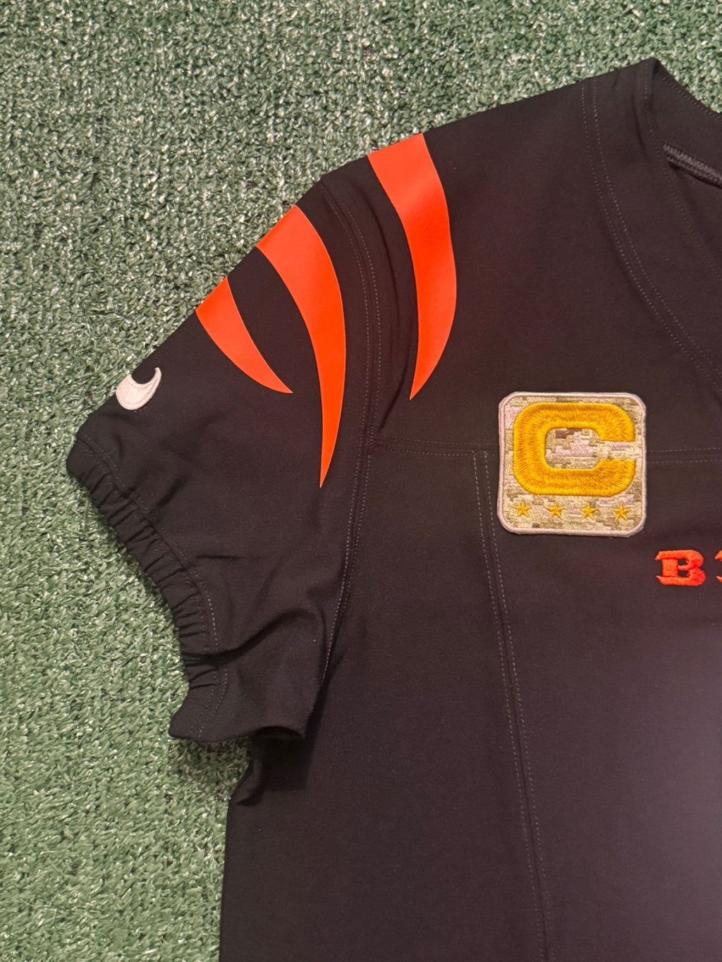 Joe Burrow Cincinnati Bengals Jersey #9 Nike Vapor FUSE Elite Black Size 44 (L) NFL