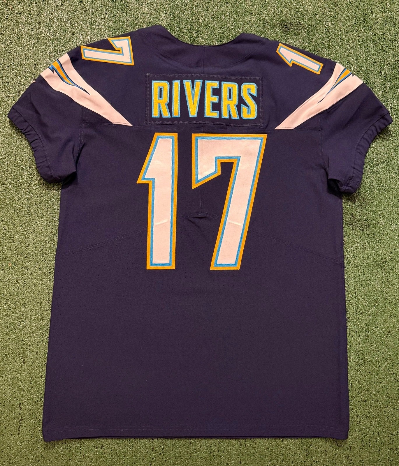Philip Rivers Los Angeles Chargers Jersey #17 Nike Vapor Elite Navy Size 44 (L) NFL