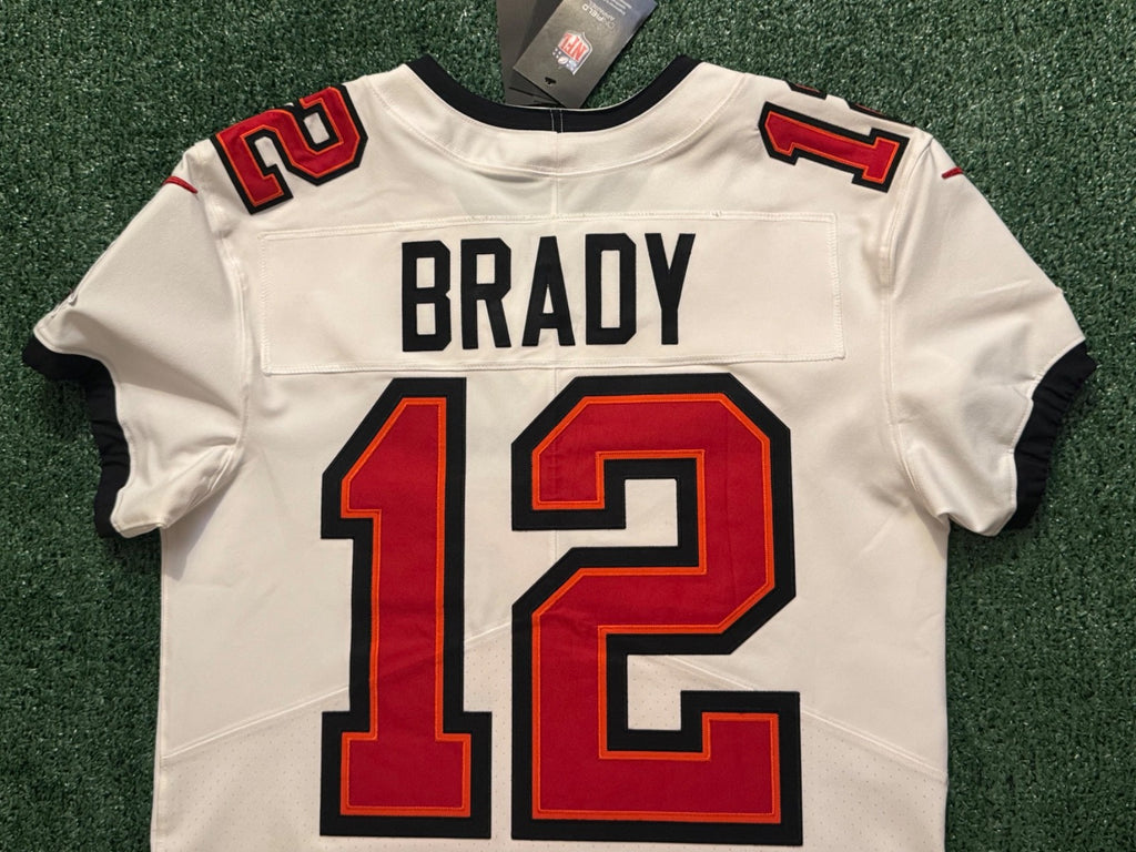 Tom Brady Tampa Bay Buccaneers Jersey #12 Nike Vapor Elite White size 40 (Medium) NFL