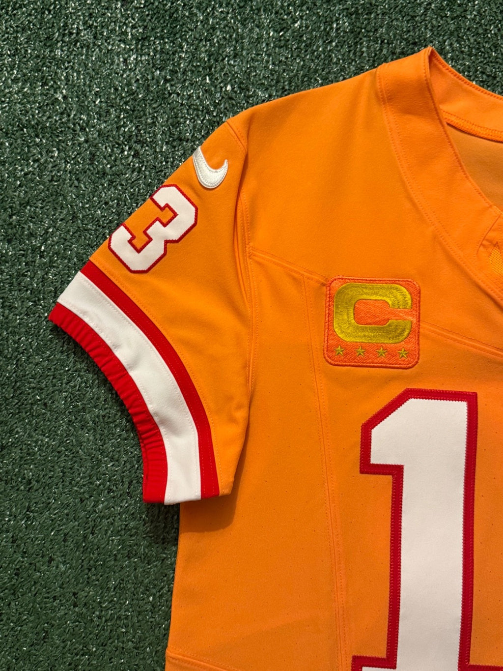 Mike Evans Tampa Bay Buccaneers Jersey #13 Nike Vapor FUSE Elite Orange Creamsicle Size 40 (Medium) NFL