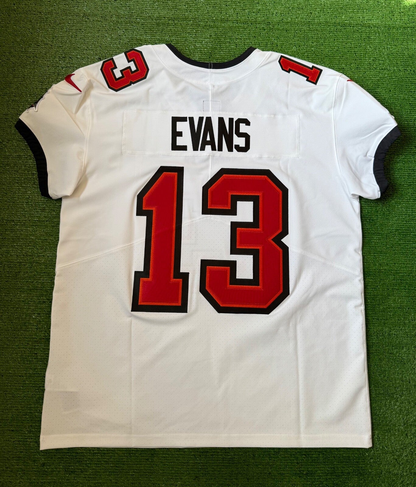 Mike Evans Tampa Bay Buccaneers Jersey #13 Nike Vapor Elite White Size 48 (XL) NFL