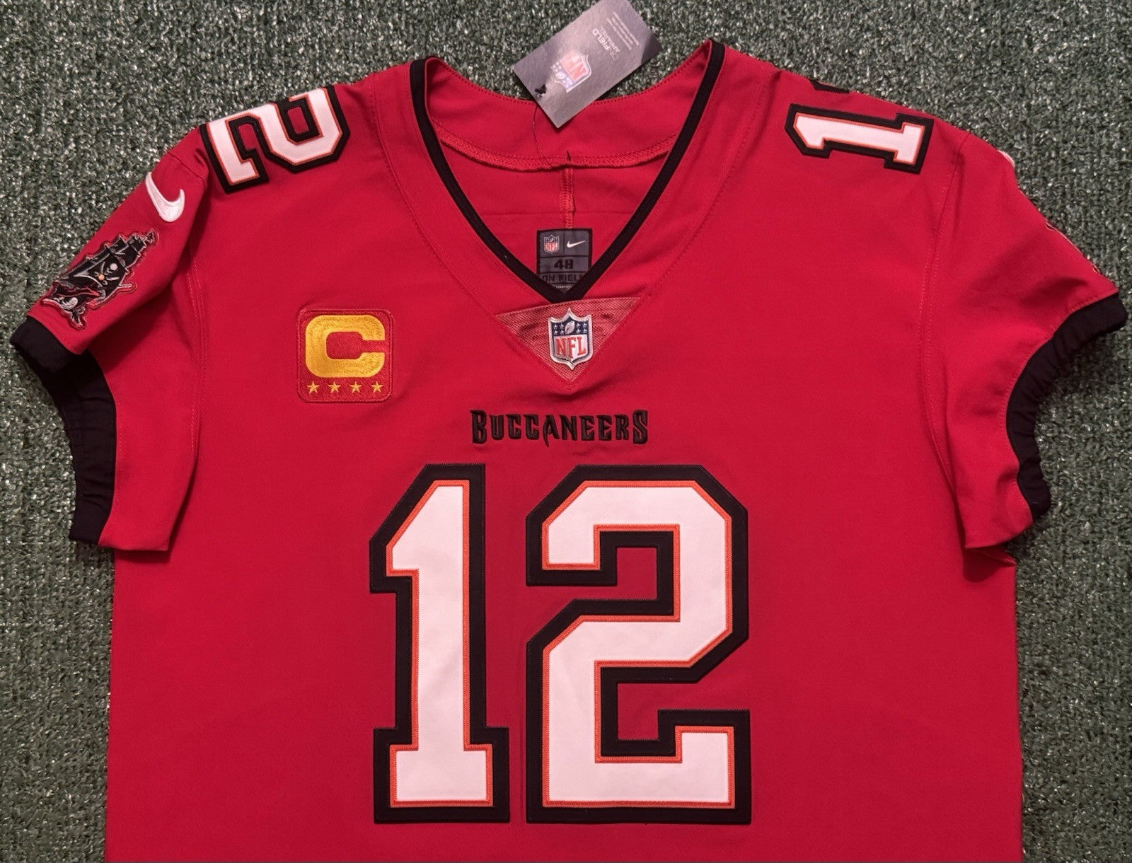 Tom Brady Tampa Bay Buccaneers Jersey #12 Nike Vapor Elite Red size 48 (XL) NFL