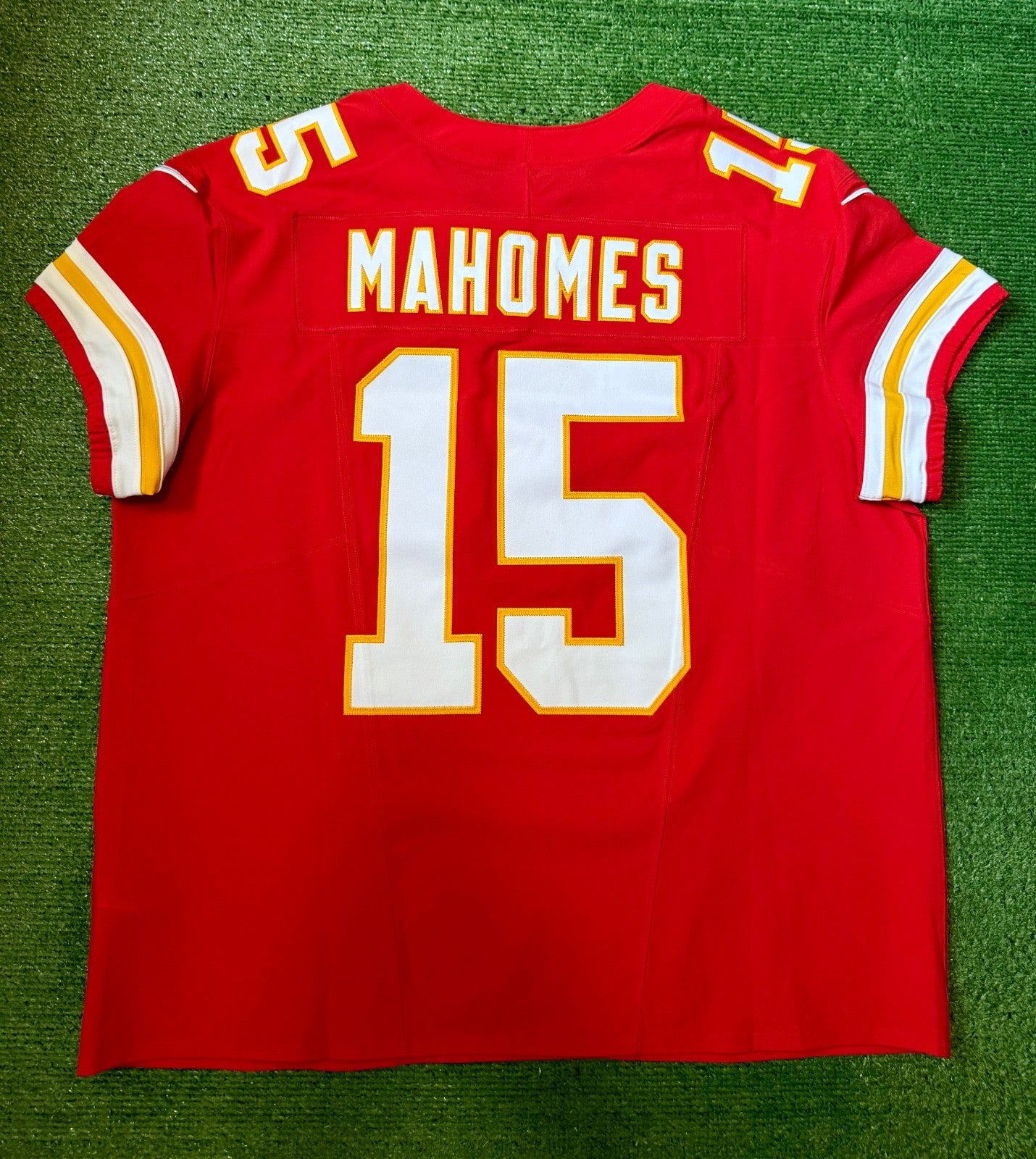 Patrick Mahomes Kansas City Chiefs Jersey #15 Nike Vapor FUSE Elite Red Size 52 (XXL) NFL