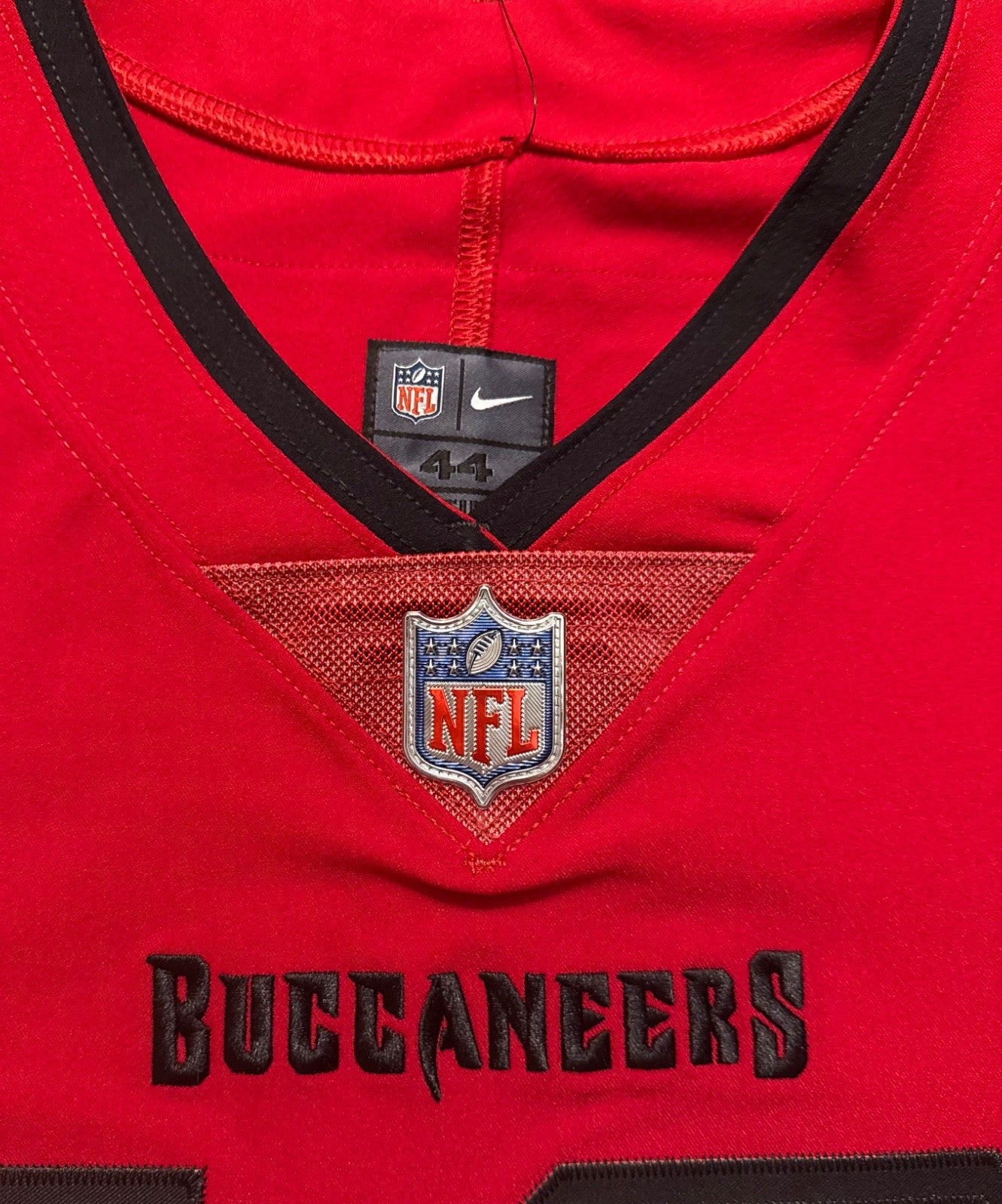 Tom Brady Tampa Bay Buccaneers Jersey #12 Nike Vapor Elite Red size 44 (Large) NFL