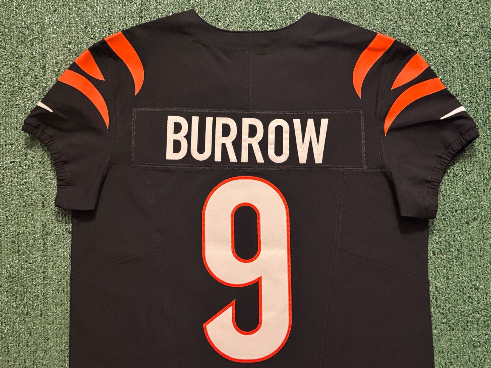 Joe Burrow Cincinnati Bengals Jersey #9 Nike Vapor FUSE Elite Black Size 44 (L) NFL