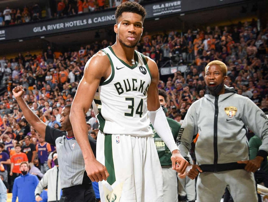 Giannis Antetokounmpo Milwaukee Bucks Jersey #34 Nike Vaporknit Authentic White Size 44 (Medium) NBA