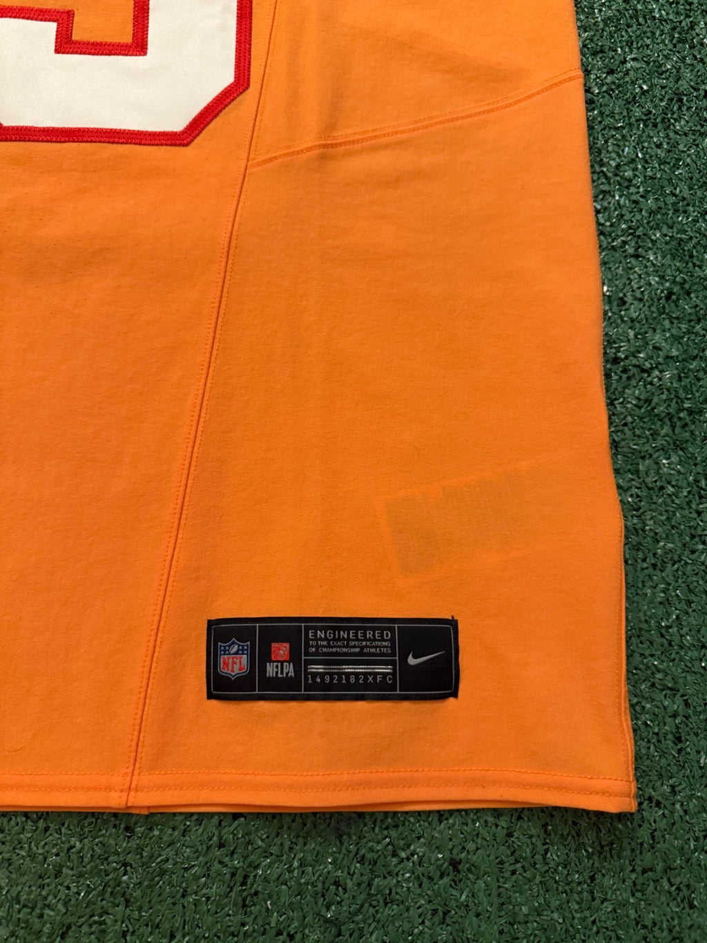 Mike Evans Tampa Bay Buccaneers Jersey #13 Nike Vapor FUSE Elite Orange Creamsicle Size 44 (Large) NFL