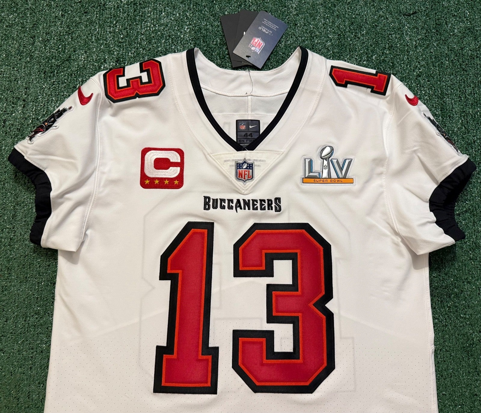 Mike Evans Tampa Bay Buccaneers Jersey #13 Nike Vapor Elite White Size 44 (Large) NFL