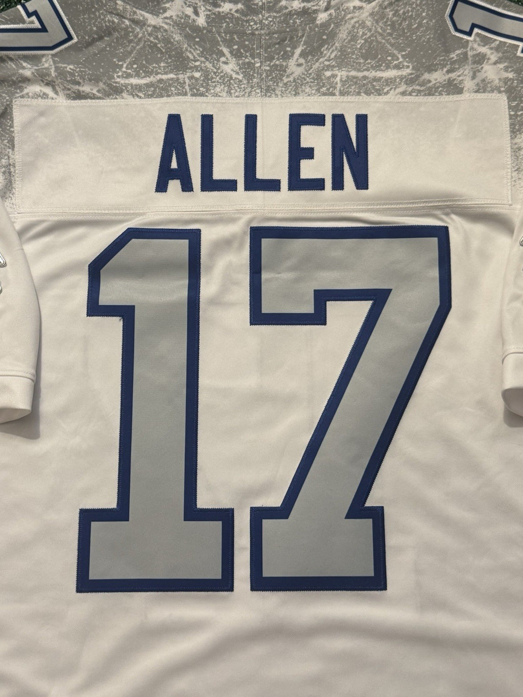 Josh Allen Buffalo Bills Jersey #17 Nike Vapor Fuse Limited Rivalry White Size XL NFL