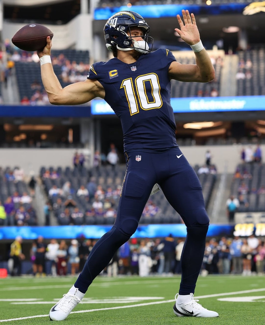 Justin Herbert Los Angeles Chargers Jersey #10 Nike Vapor Fuse Elite Navy Size 48 (XL) NFL
