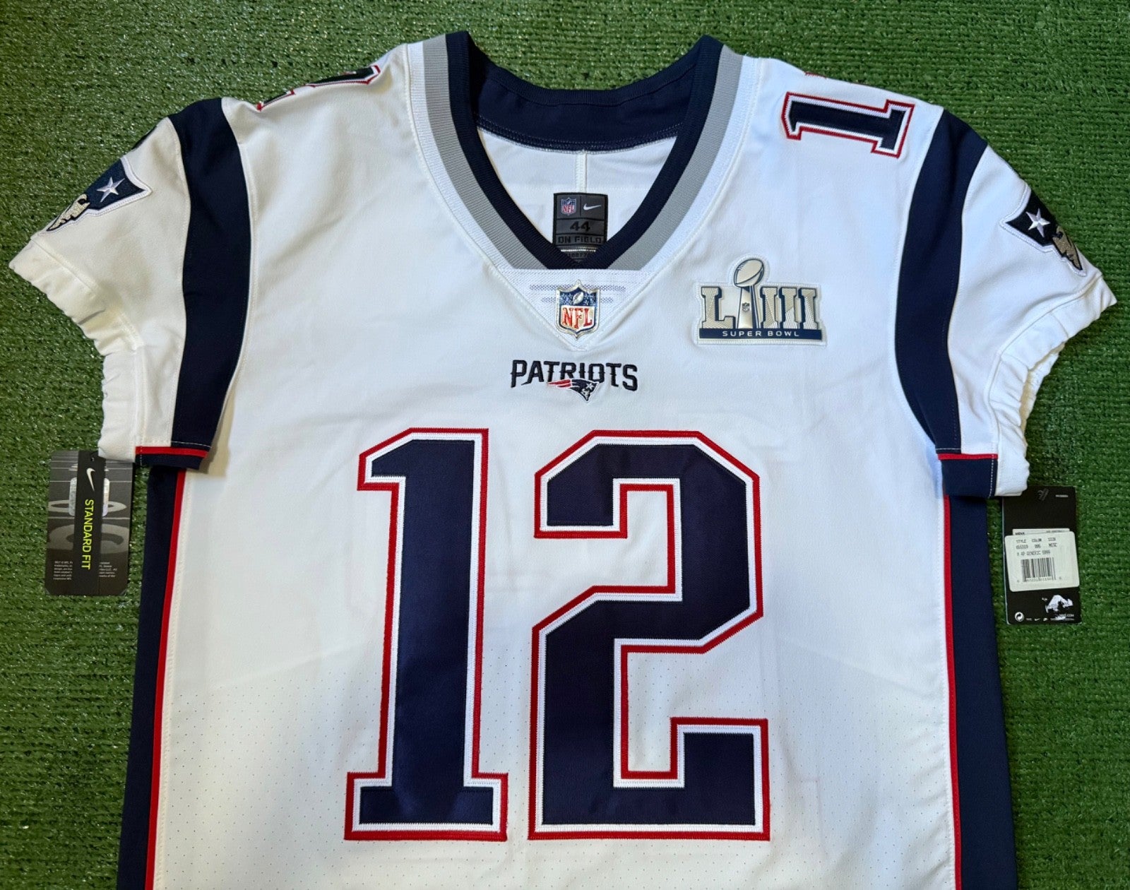 Tom Brady New England Patriots Jersey #12 Nike Vapor Elite White Size 44 (L) NFL