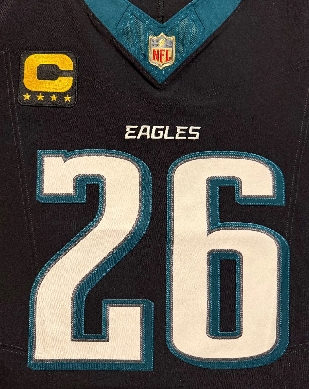 Saquon Barkley Philadelphia Eagles Jersey #26 Nike Vapor FUSE Elite Black Size 44 (Large) NFL