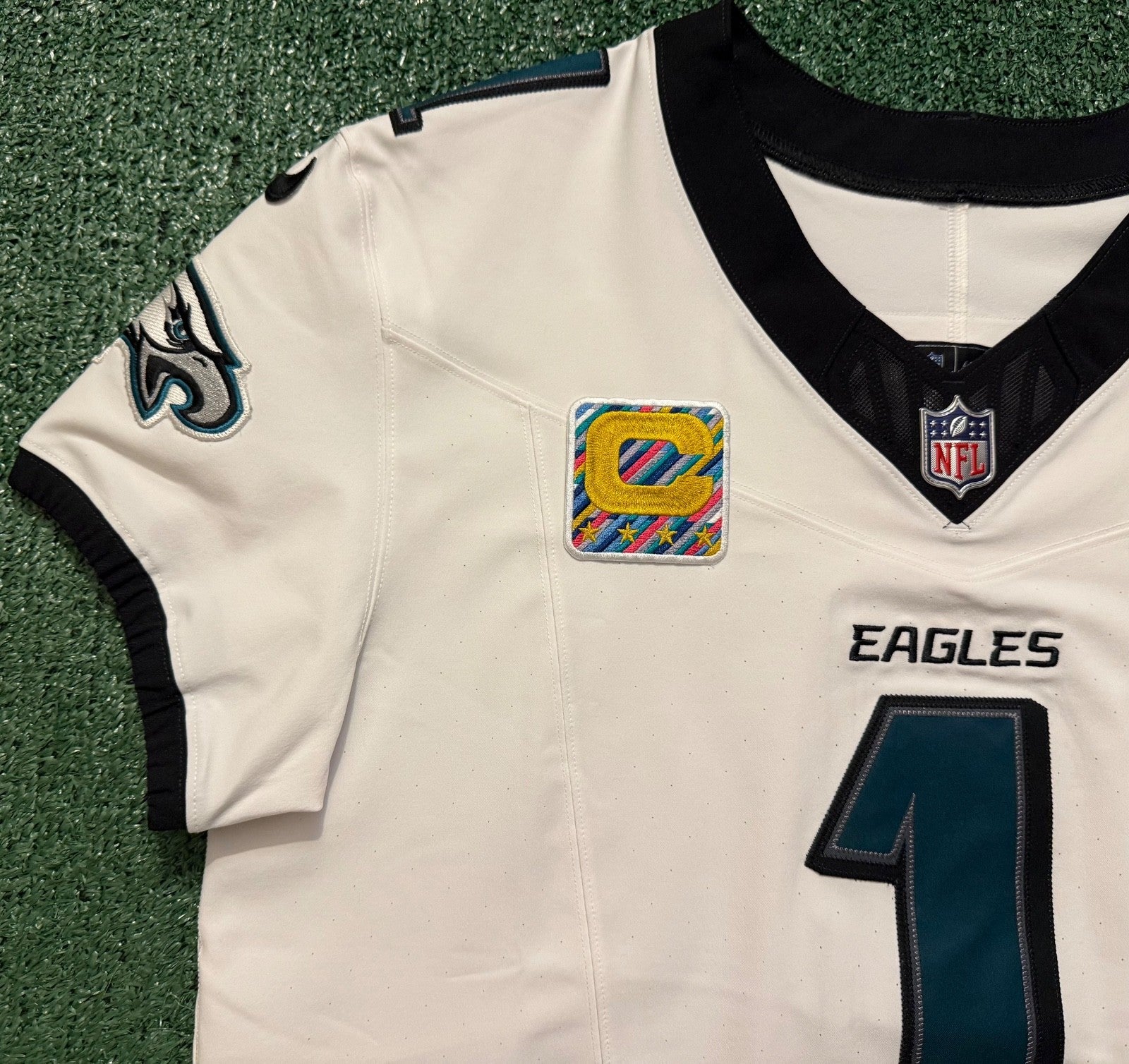 Jalen Hurts Philadelphia Eagles Jersey #1 Nike Vapor FUSE Elite White size 44 (Large) NFL